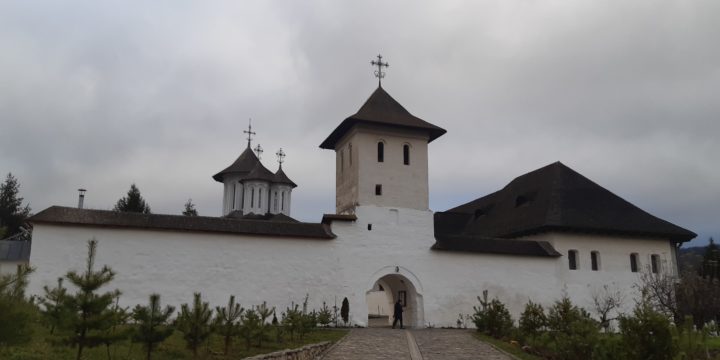 Excursie la vechiul centru manastiresc de la Apostolache